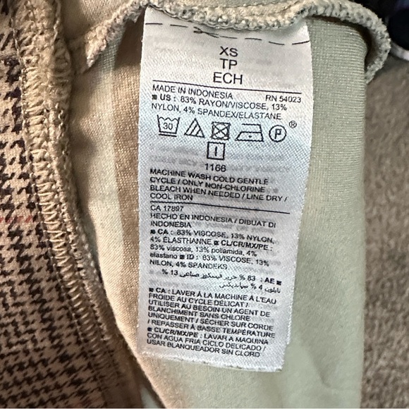 Old Navy Steve Houndstooth Plaid Leggings Black and Tan sid xs - Picture 7 of 7